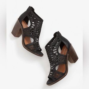 Blaire Block Heel - 7.5 M